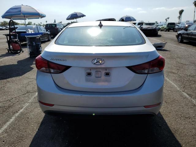  HYUNDAI ELANTRA 2015 Сріблястий