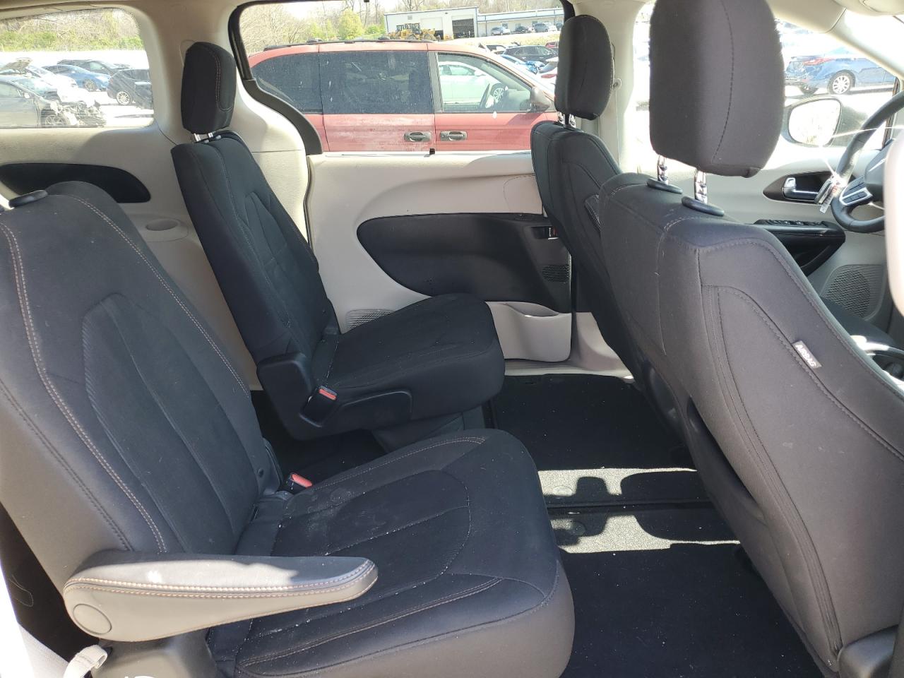 2019 Chrysler Pacifica Touring Plus VIN: 2C4RC1FG7KR576086 Lot: 52412305