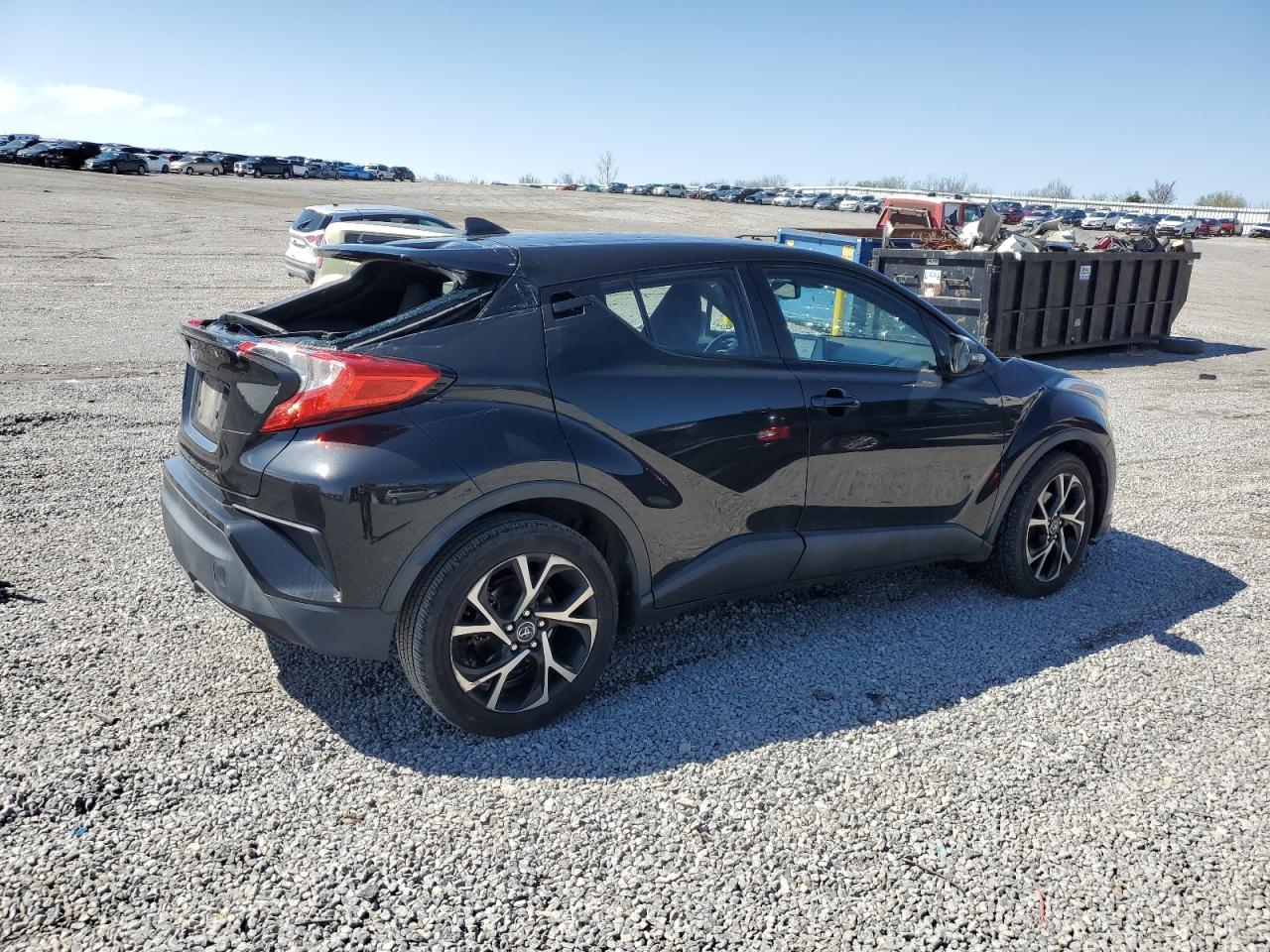 NMTKHMBX6JR054578 TOYOTA C-HR 2018
