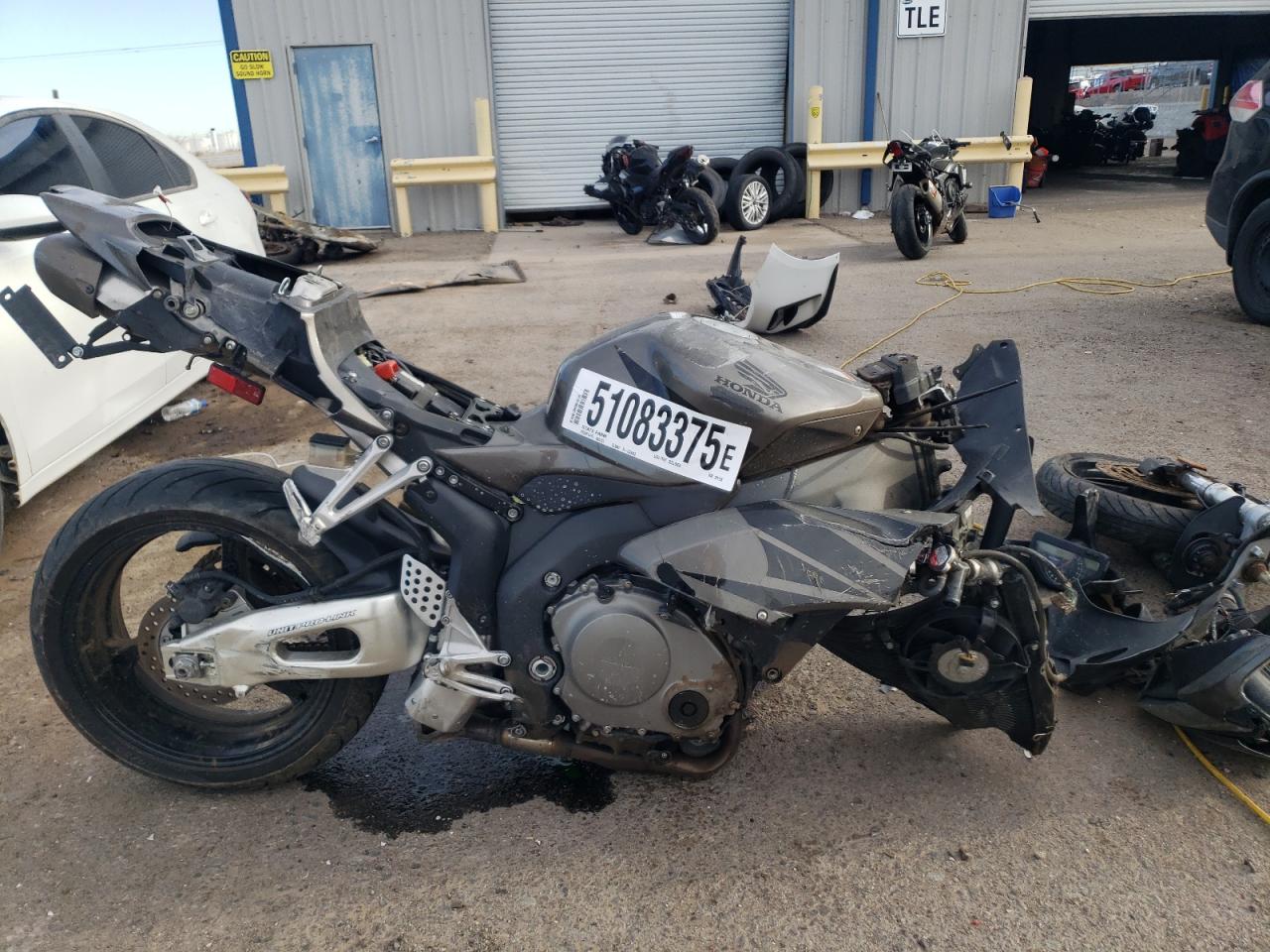 2005 Honda Cbr1000 Rr for Sale in Albuquerque, NM - Rollover