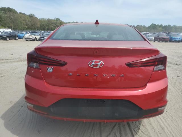  HYUNDAI ELANTRA 2020 Червоний