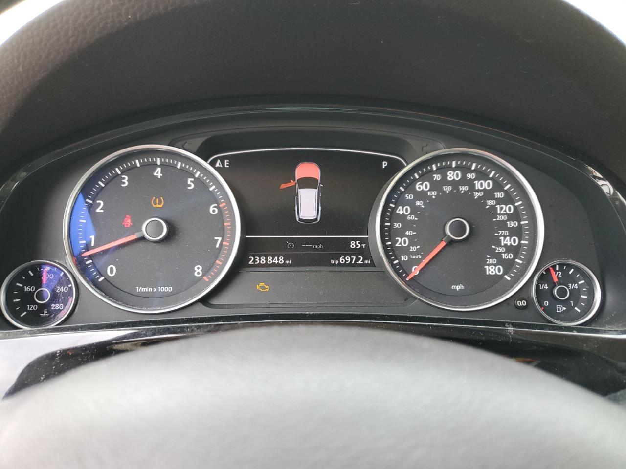 2013 Volkswagen Touareg V6 VIN: WVGEF9BP6DD013915 Lot: 55024485