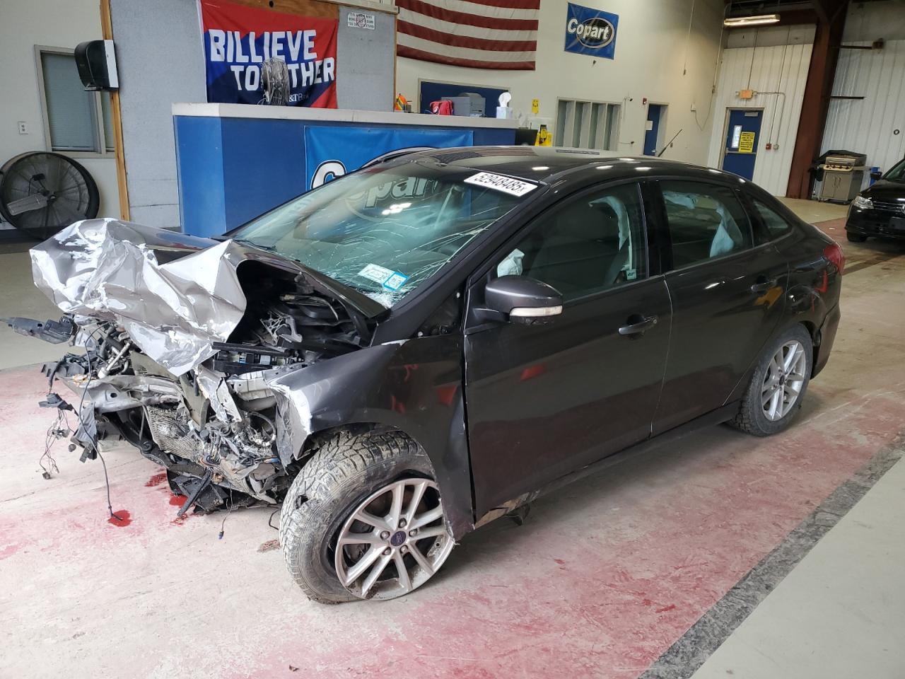 2016 Ford Focus Se იყიდება Angola-ში, NY - Front End
