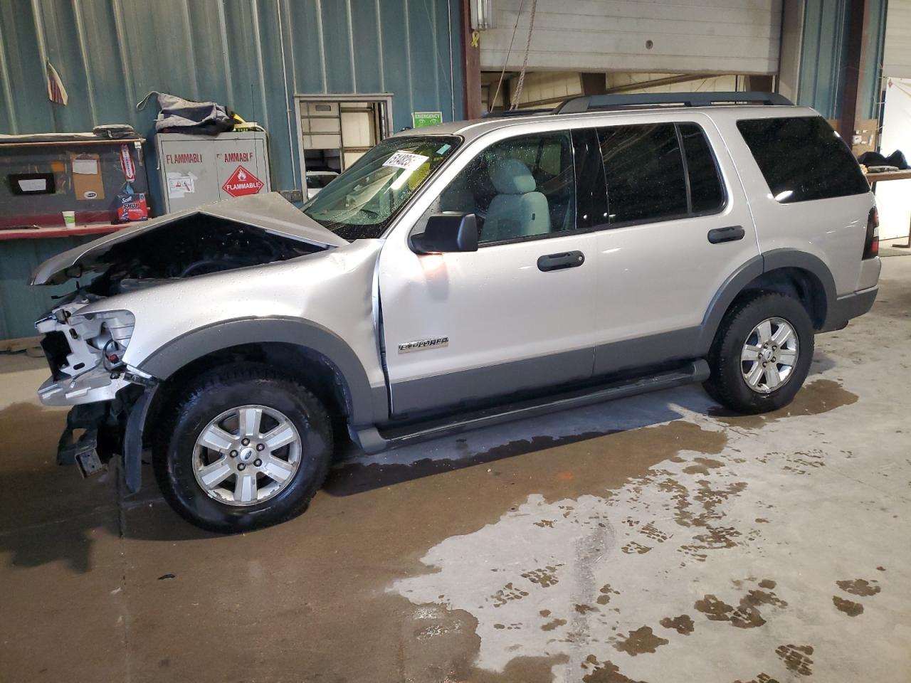 2006 Ford Explorer Xlt იყიდება Eldridge-ში, IA - Front End