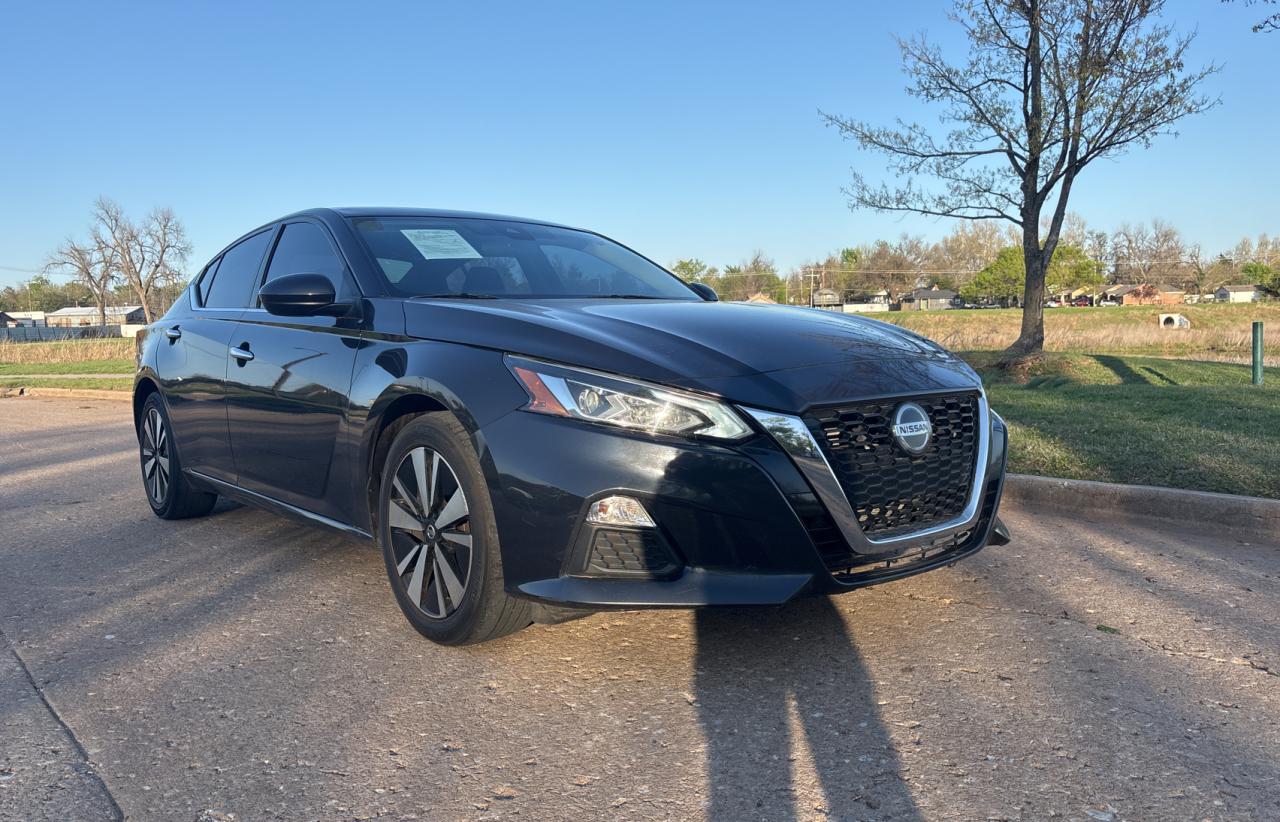 2022 Nissan Altima Sv for Sale in Oklahoma City, OK - Minor Dent/Scratches