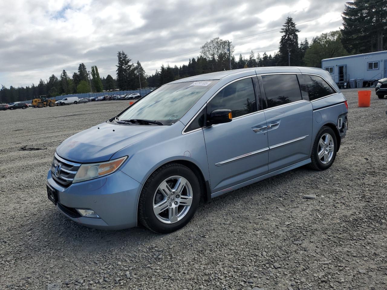 2011 Honda Odyssey Touring на продаже в Graham, WA - Rear End