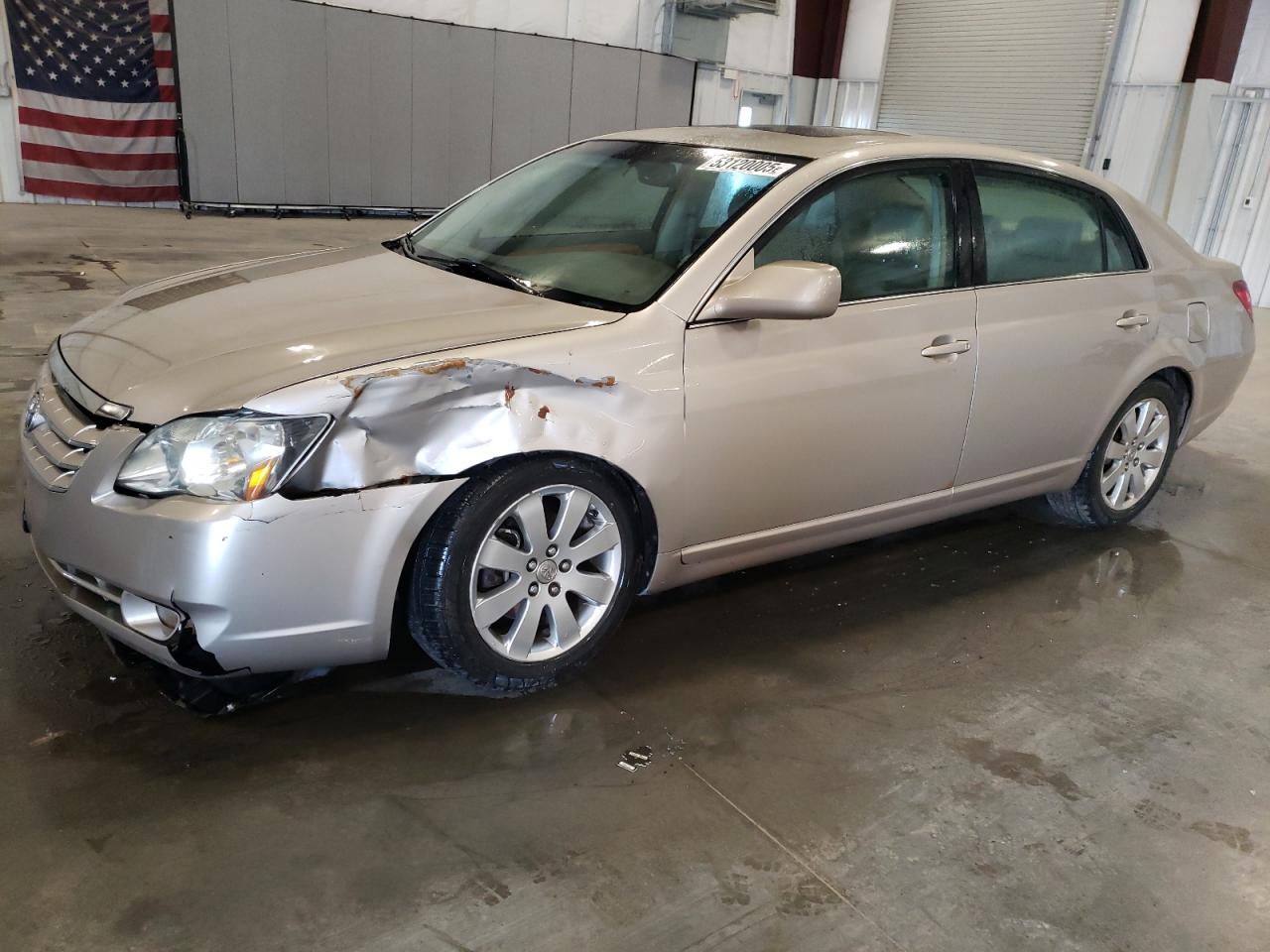 2005 Toyota Avalon Xl იყიდება Avon-ში, MN - Front End