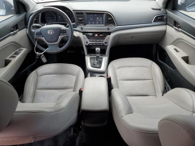  HYUNDAI ELANTRA 2017 Серебристый