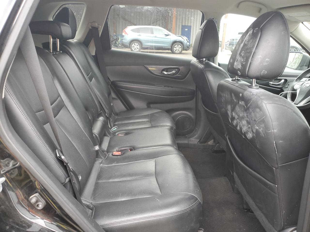 2015 Nissan Rogue S VIN: 5N1AT2MV2FC910667 Lot: 55163195