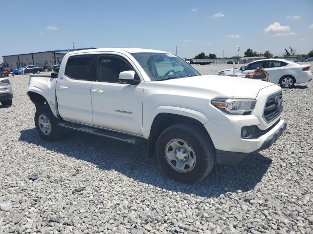 Пикапы TOYOTA TACOMA 2016 Белы