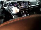 2016 Toyota Highlander Xle for Sale in Ham Lake, MN - Front End