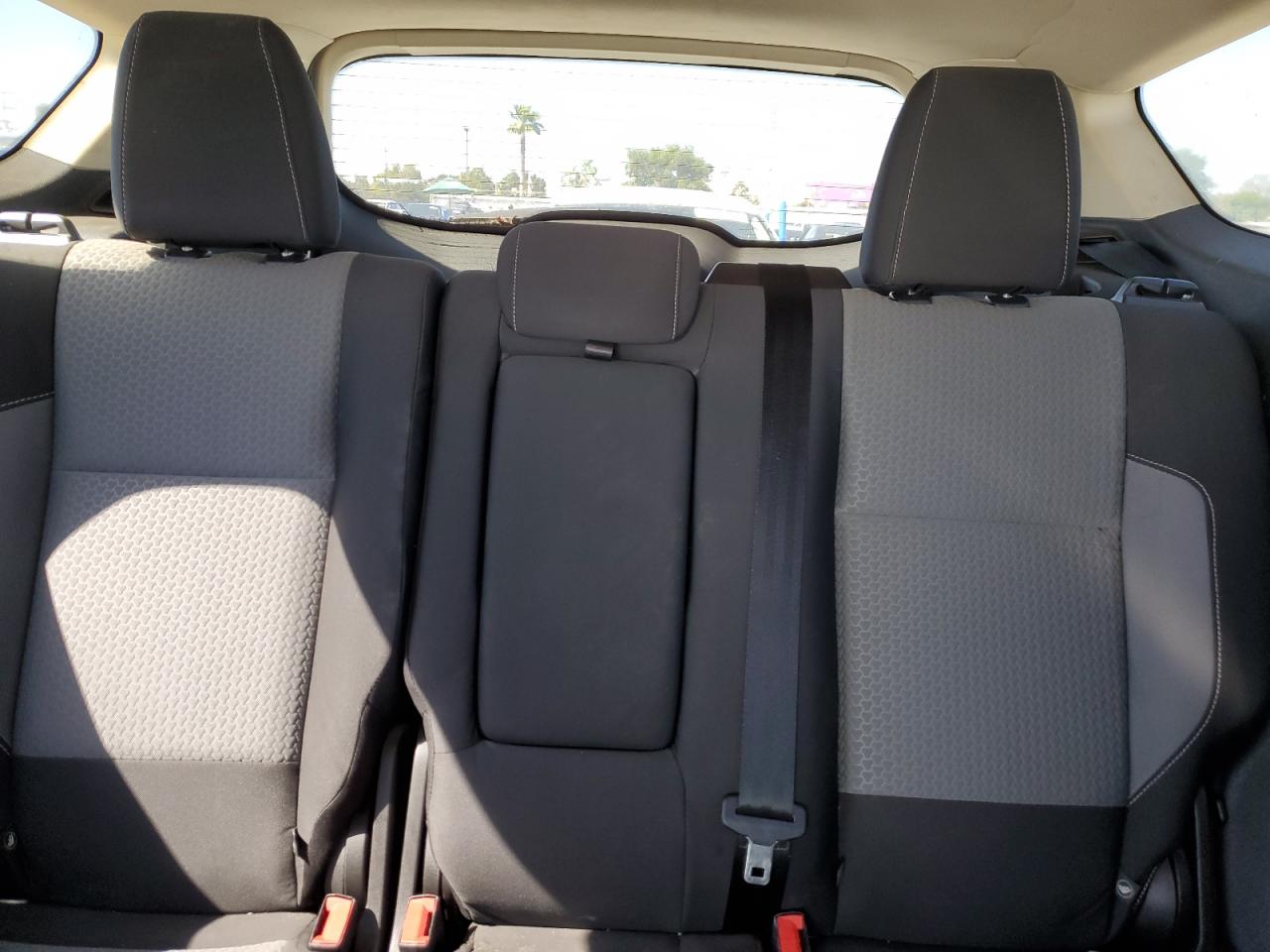 1FMCU0G91HUB05605 FORD ESCAPE 2017