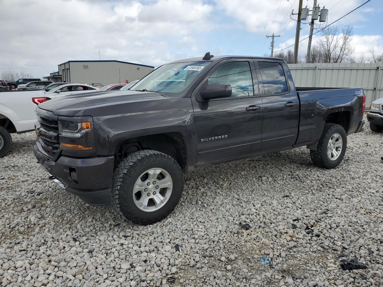 2016 Chevrolet Silverado K1500 Lt for Sale in Wayland, MI - Front End