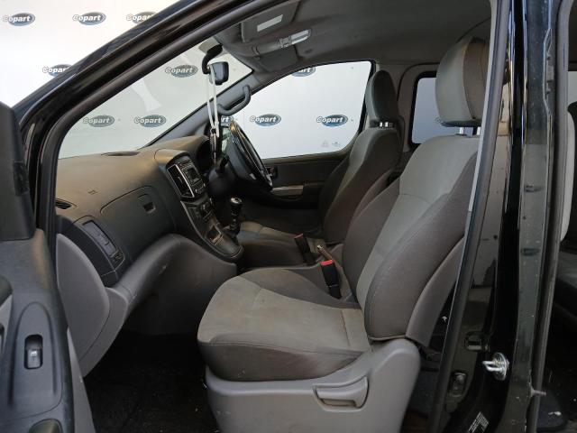 2017 HYUNDAI I800 SE CR