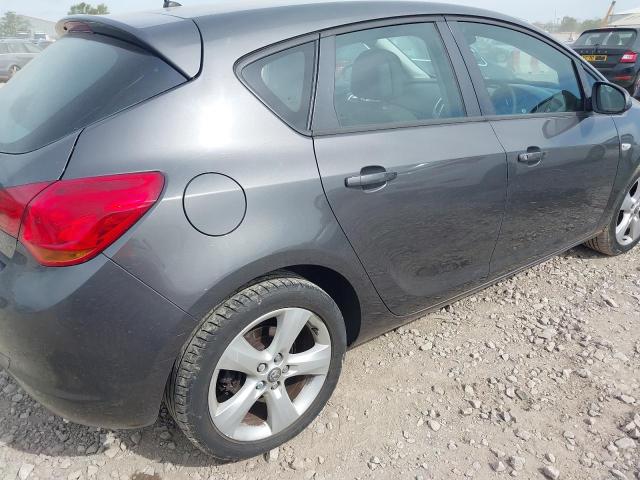 2010 VAUXHALL ASTRA EXCL