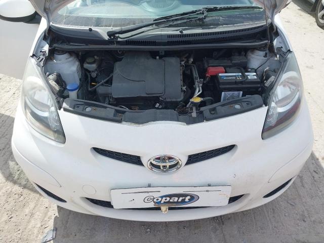 2012 TOYOTA AYGO GO VV
