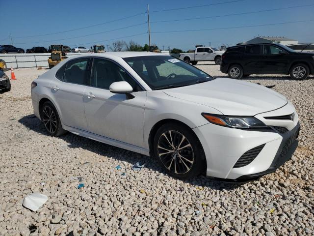  TOYOTA CAMRY 2018 Biały