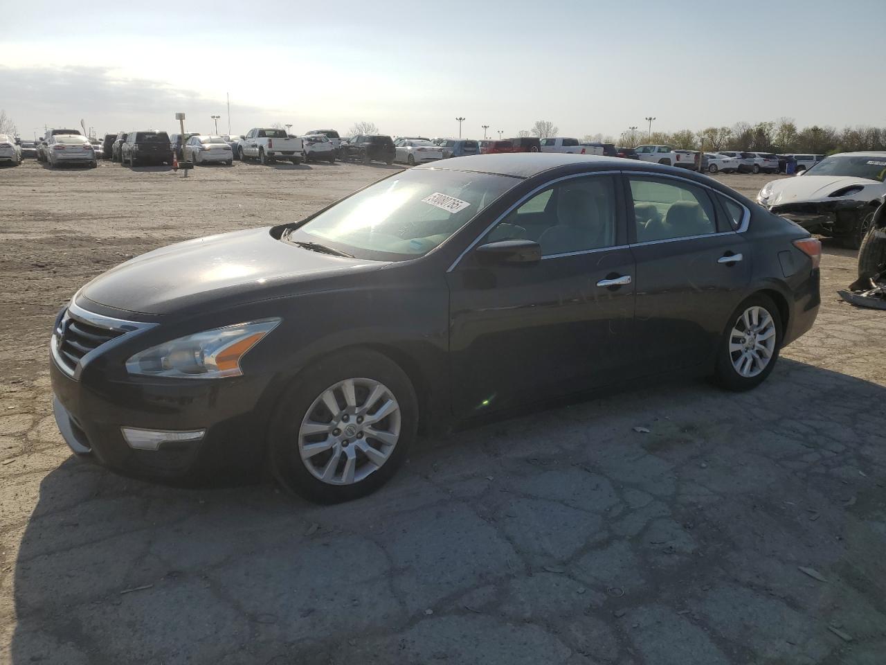 Indianapolis, IN에서 판매 중인 2015 Nissan Altima 2.5 - Rear End
