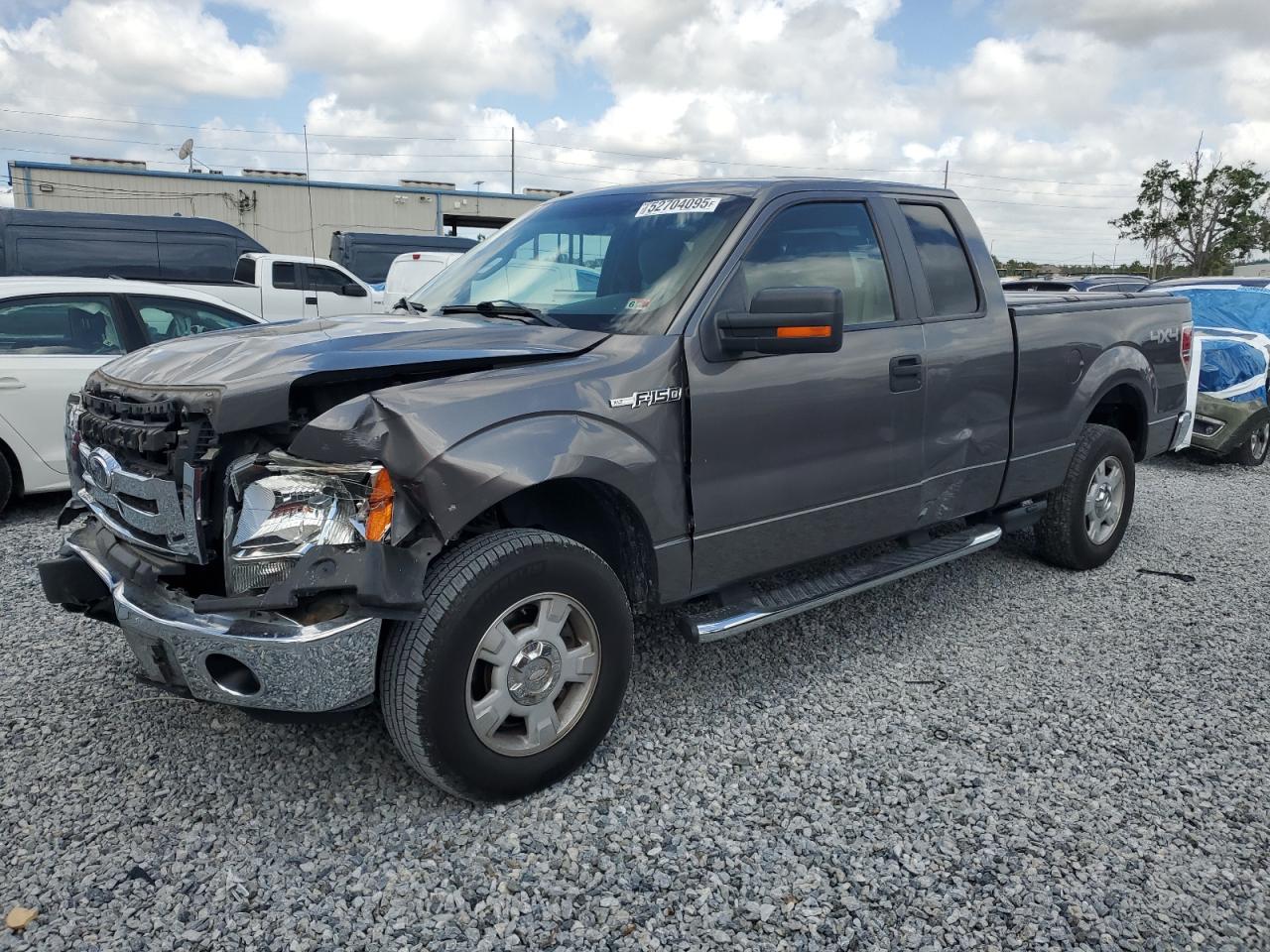 2010 Ford F150 Super Cab for Sale in Riverview, FL - Front End
