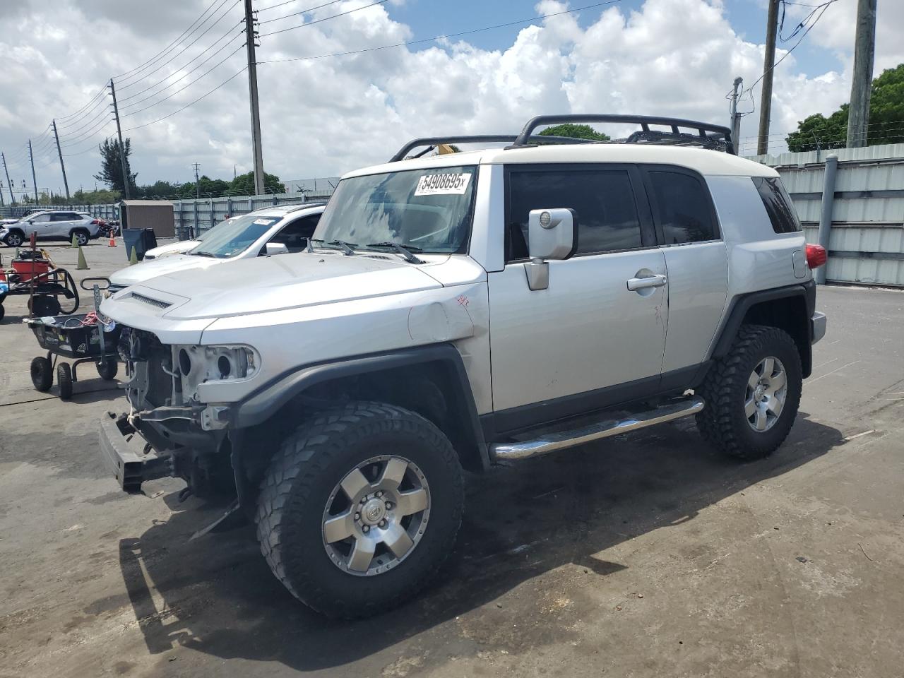 2007 Toyota Fj Cruiser for Sale in Miami, FL - Front End
