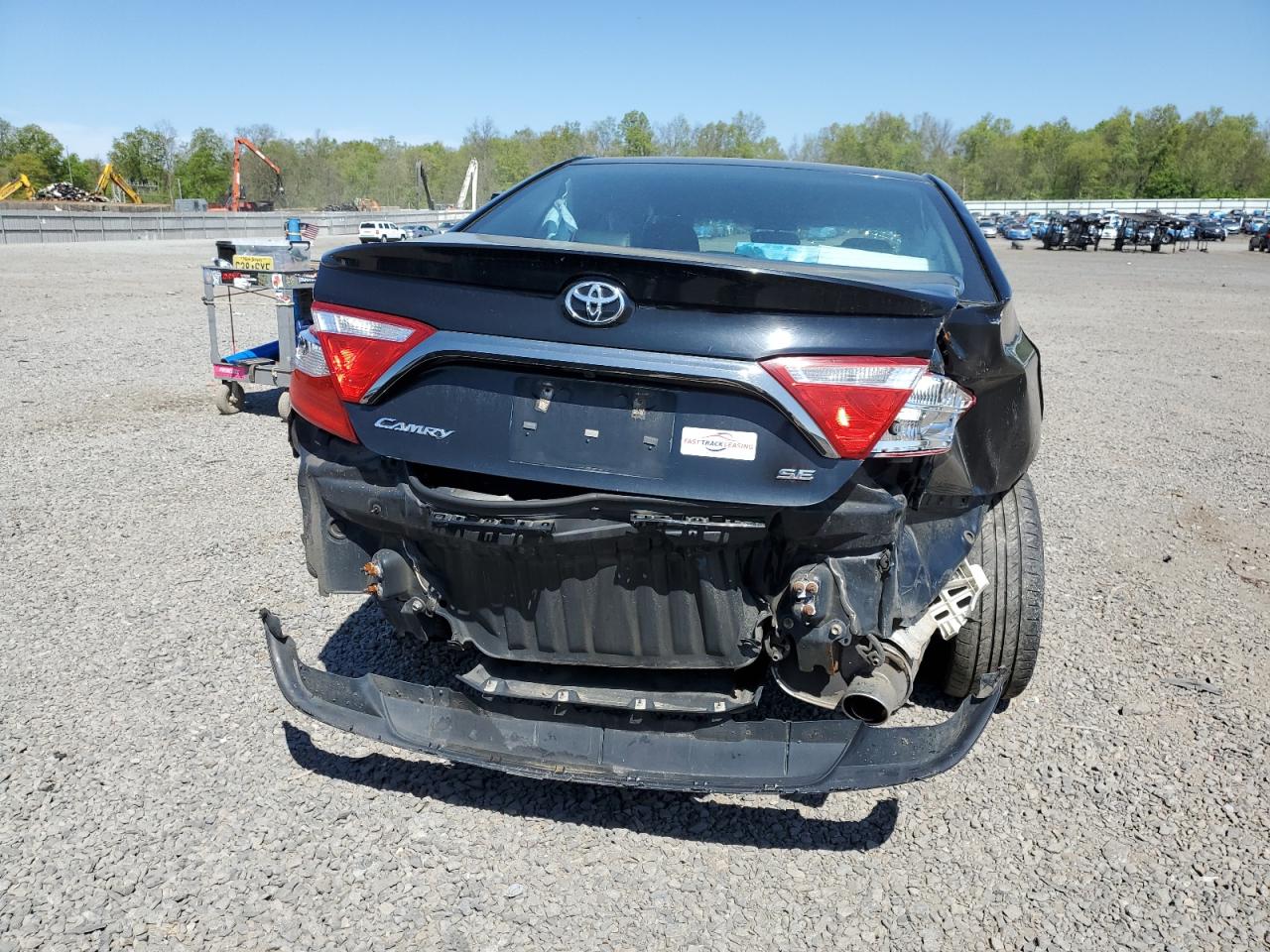 2016 Toyota Camry Le VIN: 4T1BF1FK0GU584520 Lot: 54865425