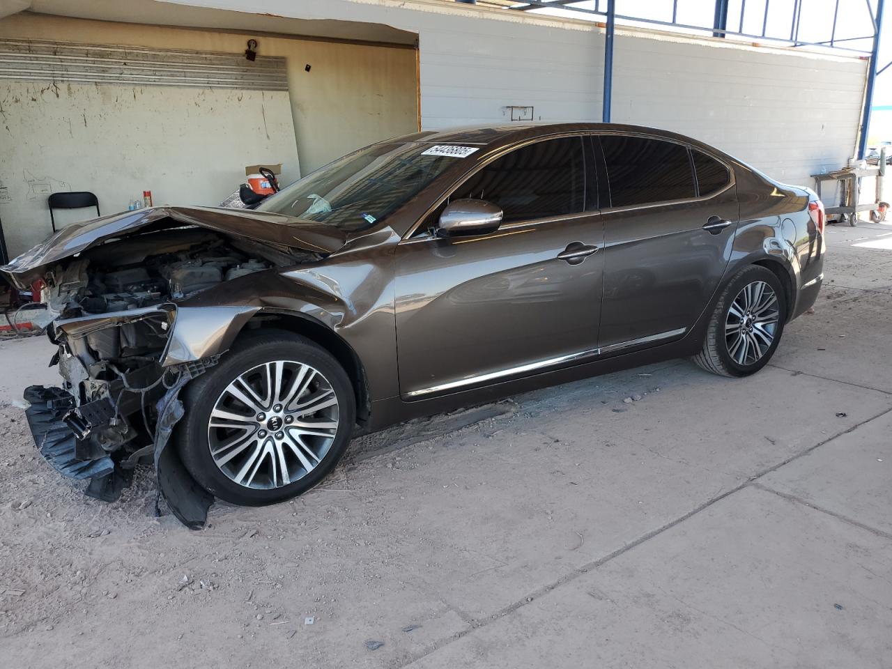 2014 Kia Cadenza Premium for Sale in Phoenix, AZ - Undercarriage
