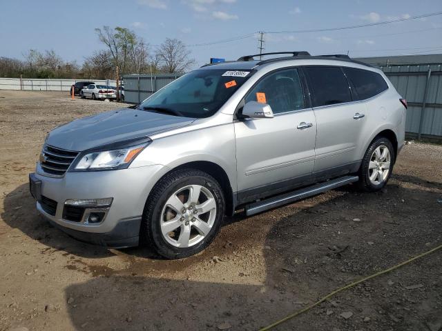  CHEVROLET TRAVERSE 2017 Серебристый