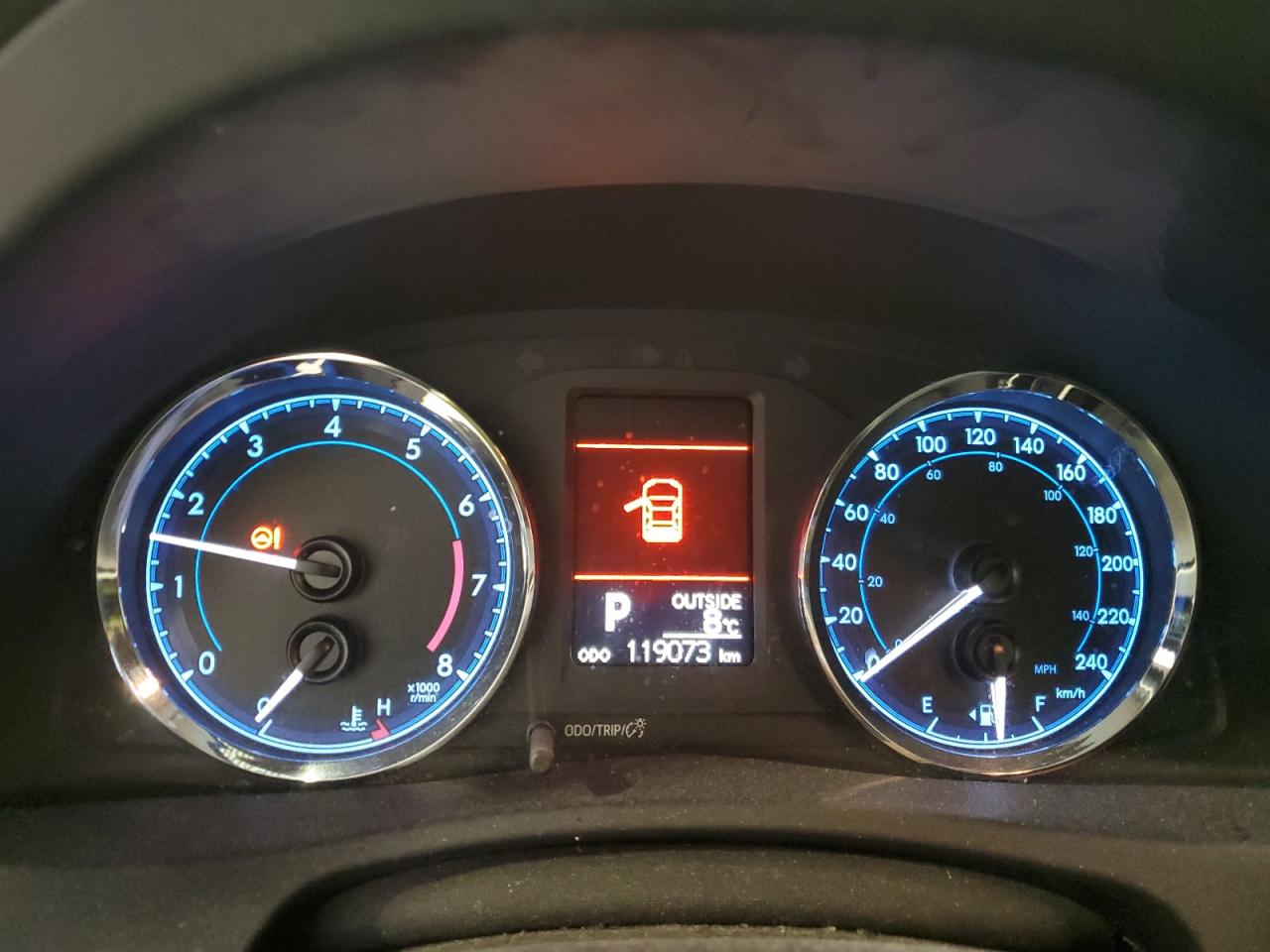 2T1BURHE5JC116786 TOYOTA COROLLA 2018