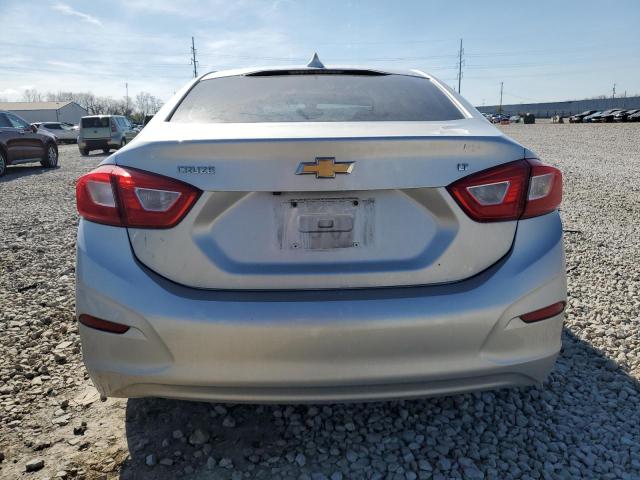  CHEVROLET CRUZE 2018 Srebrny