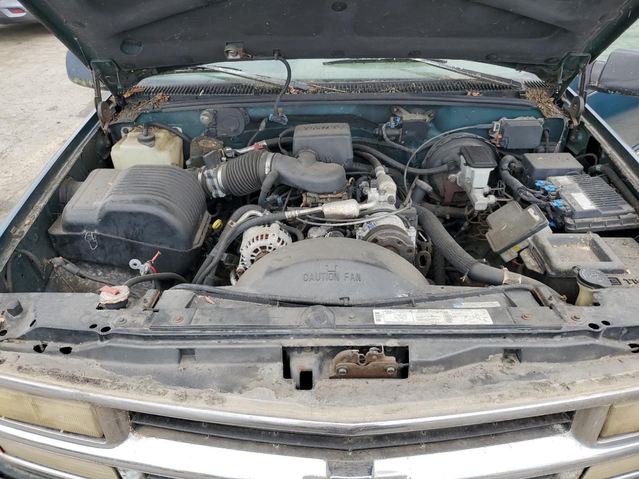 1996 Chevrolet Tahoe K1500 VIN: 1GNEK13R9TJ424167 Lot: 52649995
