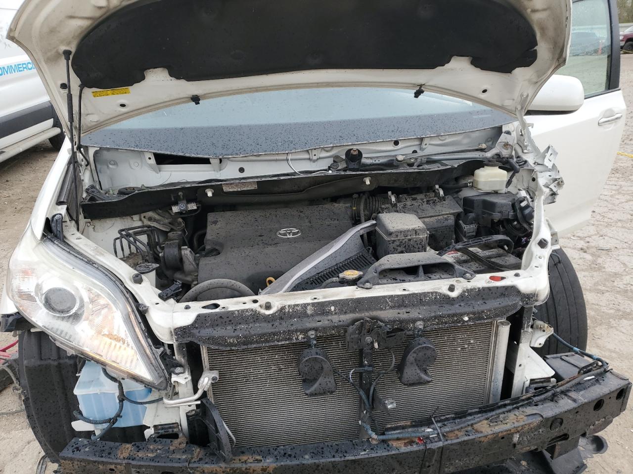 5TDYK3DC9GS702117 TOYOTA All Models 2016