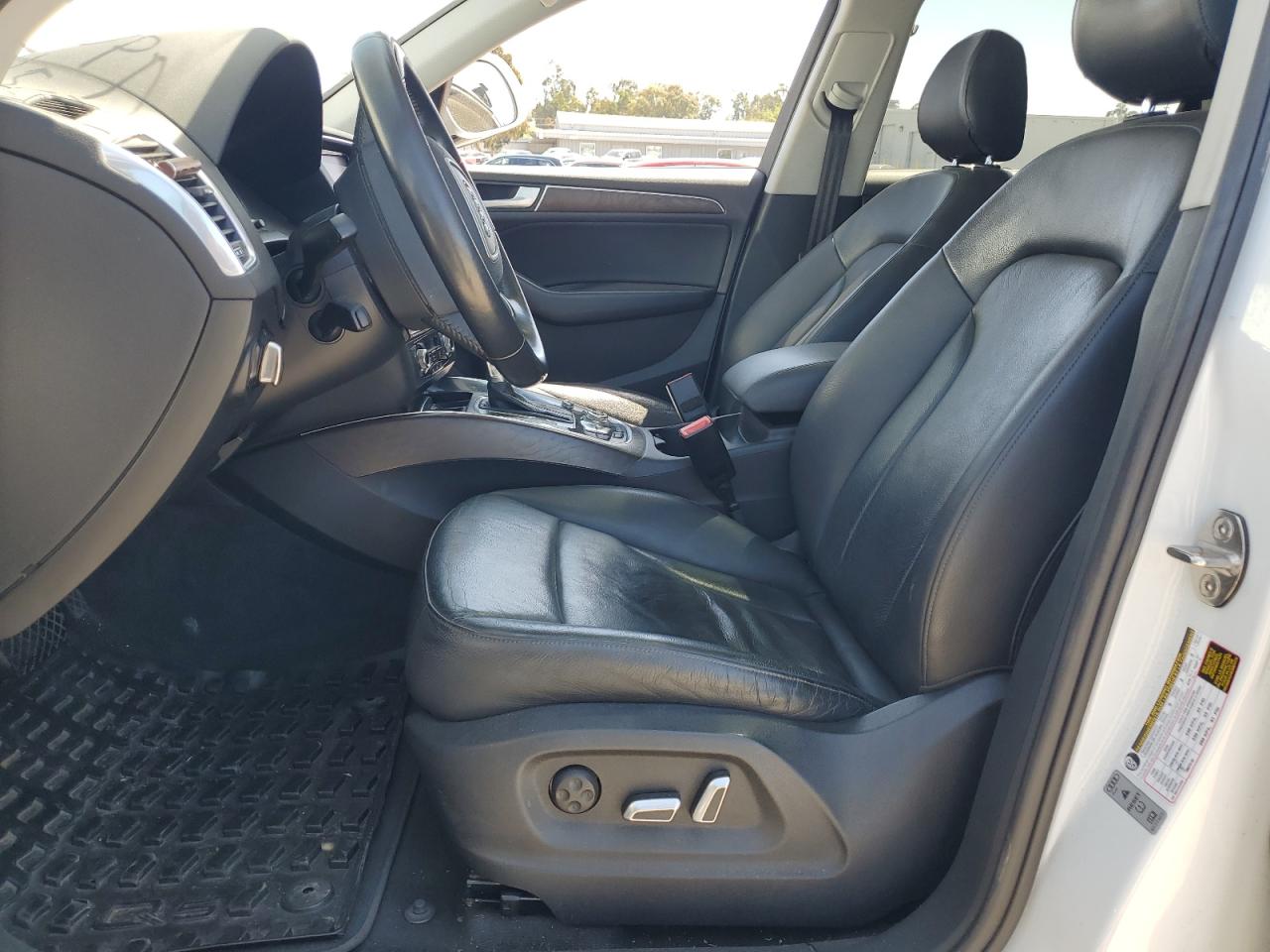 2017 Audi Q5 Premium Plus VIN: WA1L2AFP1HA001420 Lot: 54212875