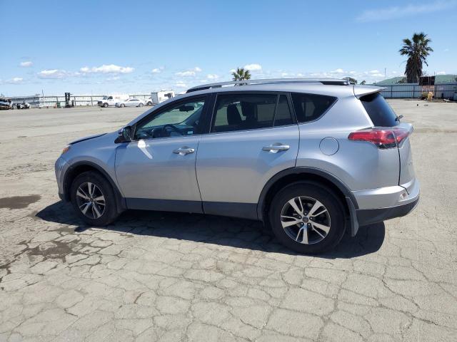  TOYOTA RAV4 2017 Srebrny