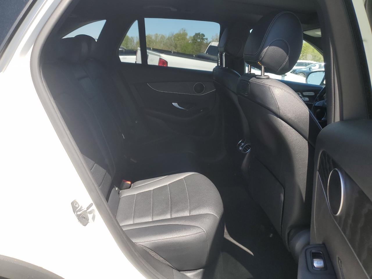 2018 Mercedes-Benz Glc 300 VIN: WDC0G4JB3JV077446 Lot: 52565415