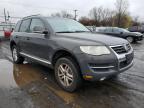 2008 Volkswagen Touareg 2 V6 იყიდება New Britain-ში, CT - Minor Dent/Scratches