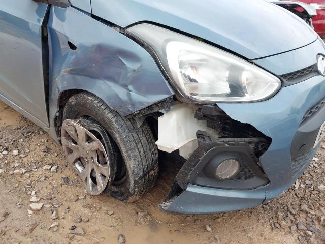 2015 HYUNDAI I10 SE