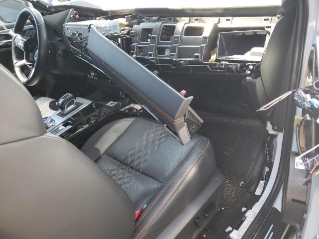  MITSUBISHI OUTLANDER 2022 Белы