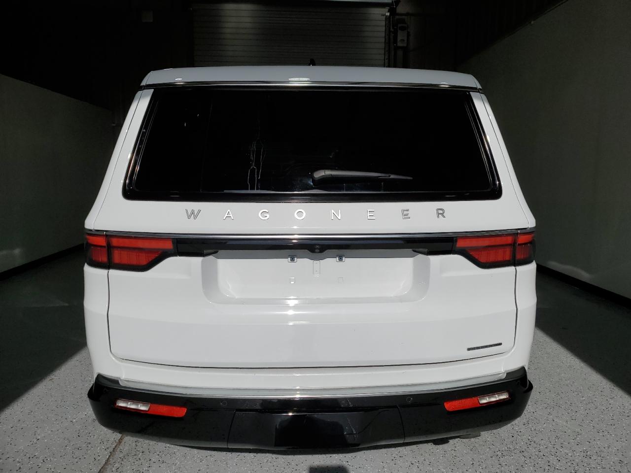 2024 Jeep Wagoneer L Series Iii VIN: 1C4SJSDP4RS109622 Lot: 54501955