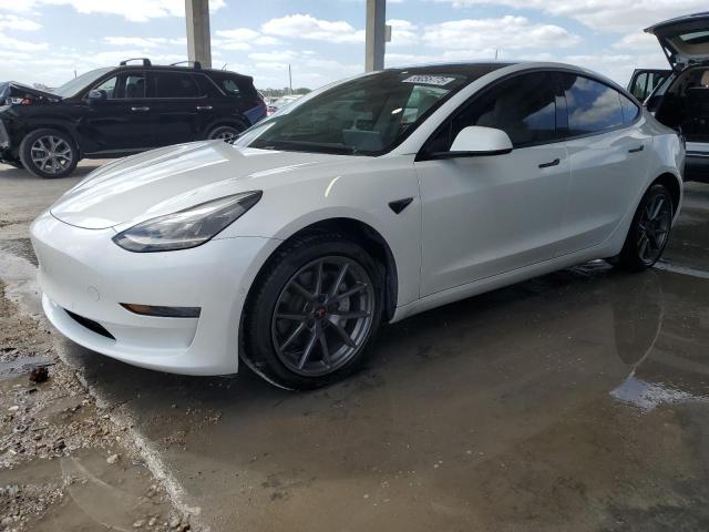  TESLA MODEL 3 2021 Biały