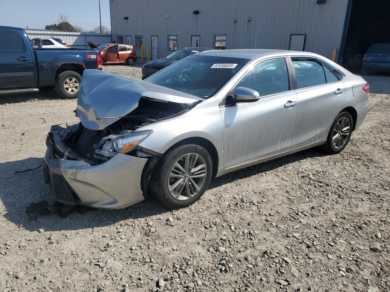 2015 Toyota Camry Le en Venta en Appleton, WI - Front End