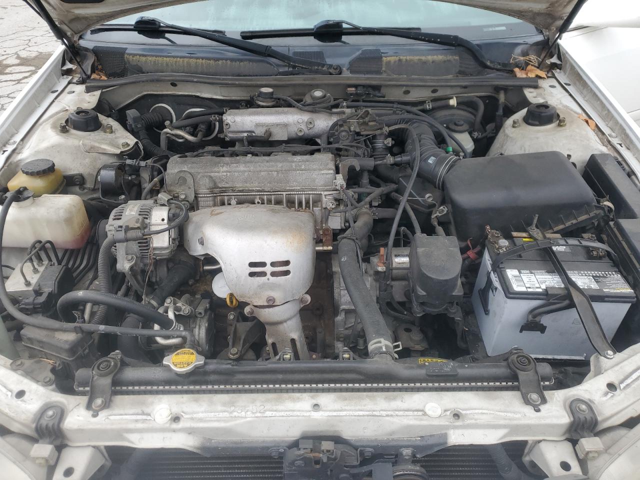 2000 Toyota Camry Le VIN: JT2BG28K1Y0457250 Lot: 52166405
