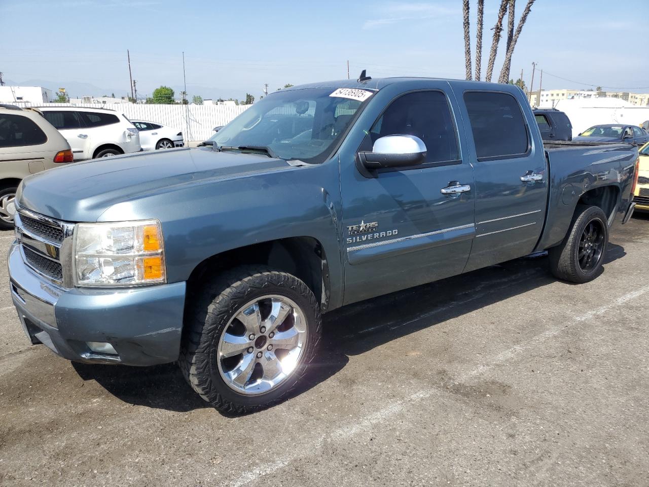 2010 Chevrolet Silverado C1500 Lt იყიდება Van Nuys-ში, CA - Rear End