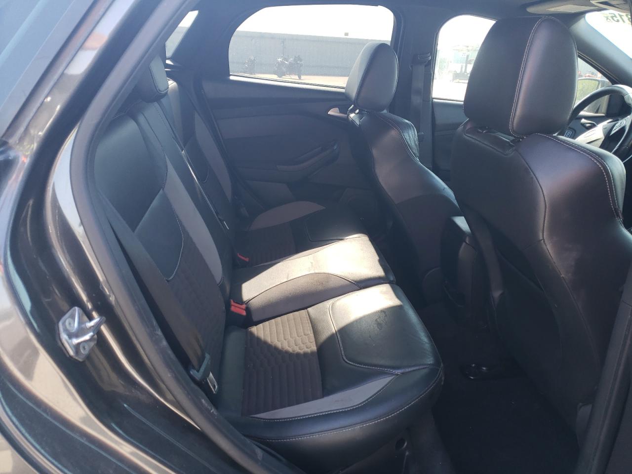 1FADP3L91HL233961 FORD FOCUS 2017