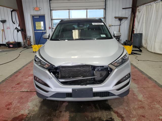  HYUNDAI TUCSON 2017 Srebrny