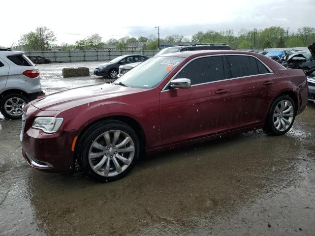  CHRYSLER 300 2018 Красный