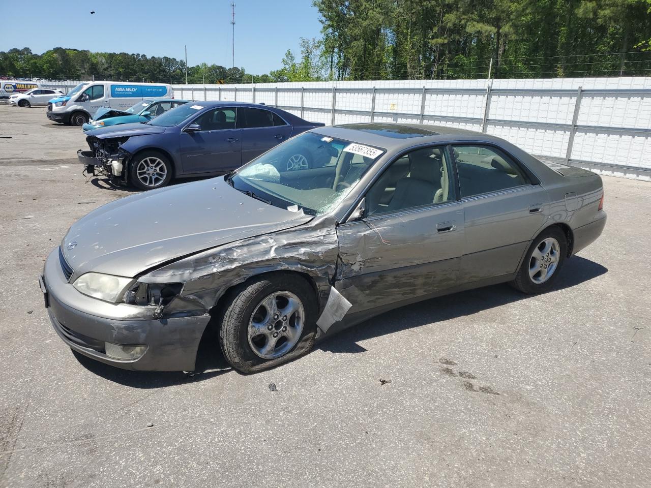 1997 Lexus Es 300 იყიდება Dunn-ში, NC - Front End