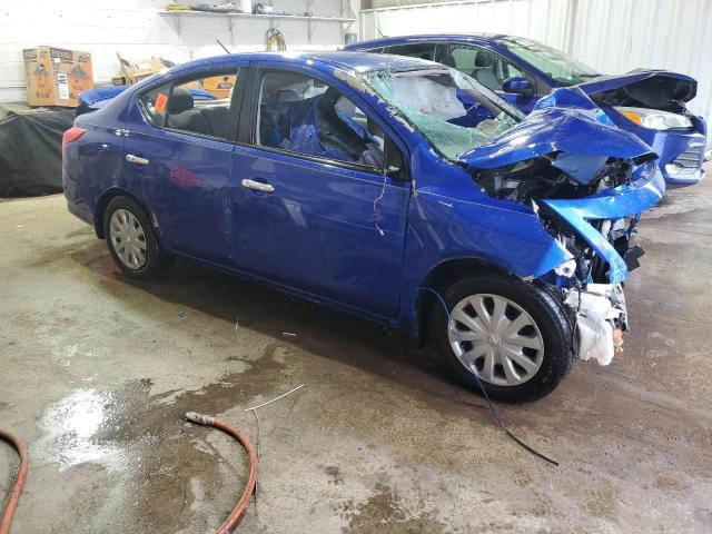  NISSAN VERSA 2015 Granatowy