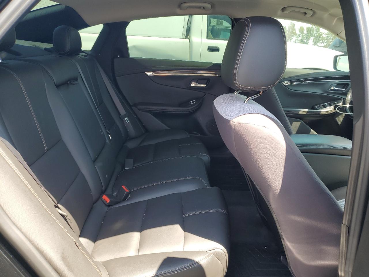 2G1105S38J9103918 CHEVROLET IMPALA 2018