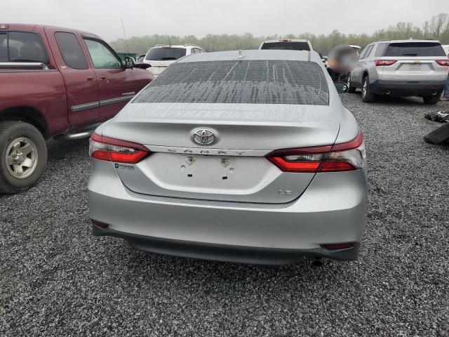  TOYOTA CAMRY 2022 Srebrny