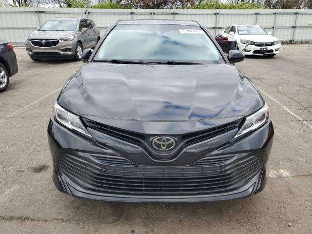  TOYOTA CAMRY 2018 Czarny